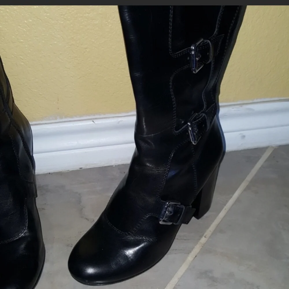 VINCE CAMUTO KYRIA TALL BOOTS